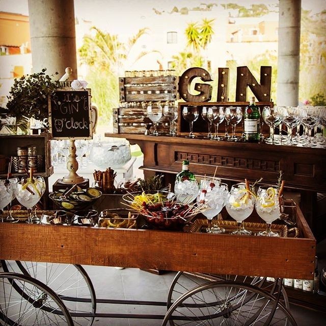 Gin Bar